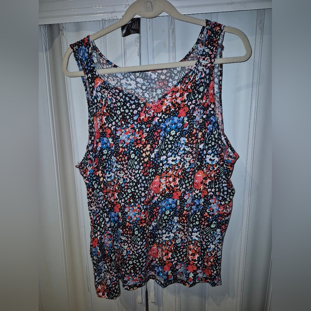 Penningtons Floral Tank